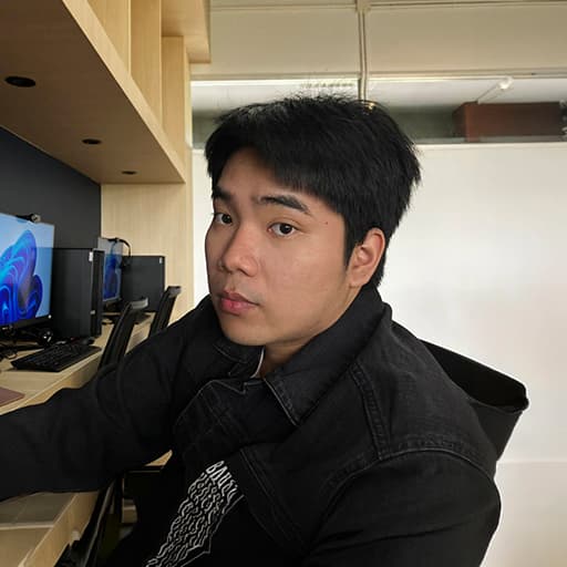 นายพิทยุตม์ ยอดพิจิตร