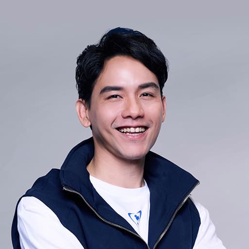 คุณพงศ์พล ยอดเมืองเจริญ